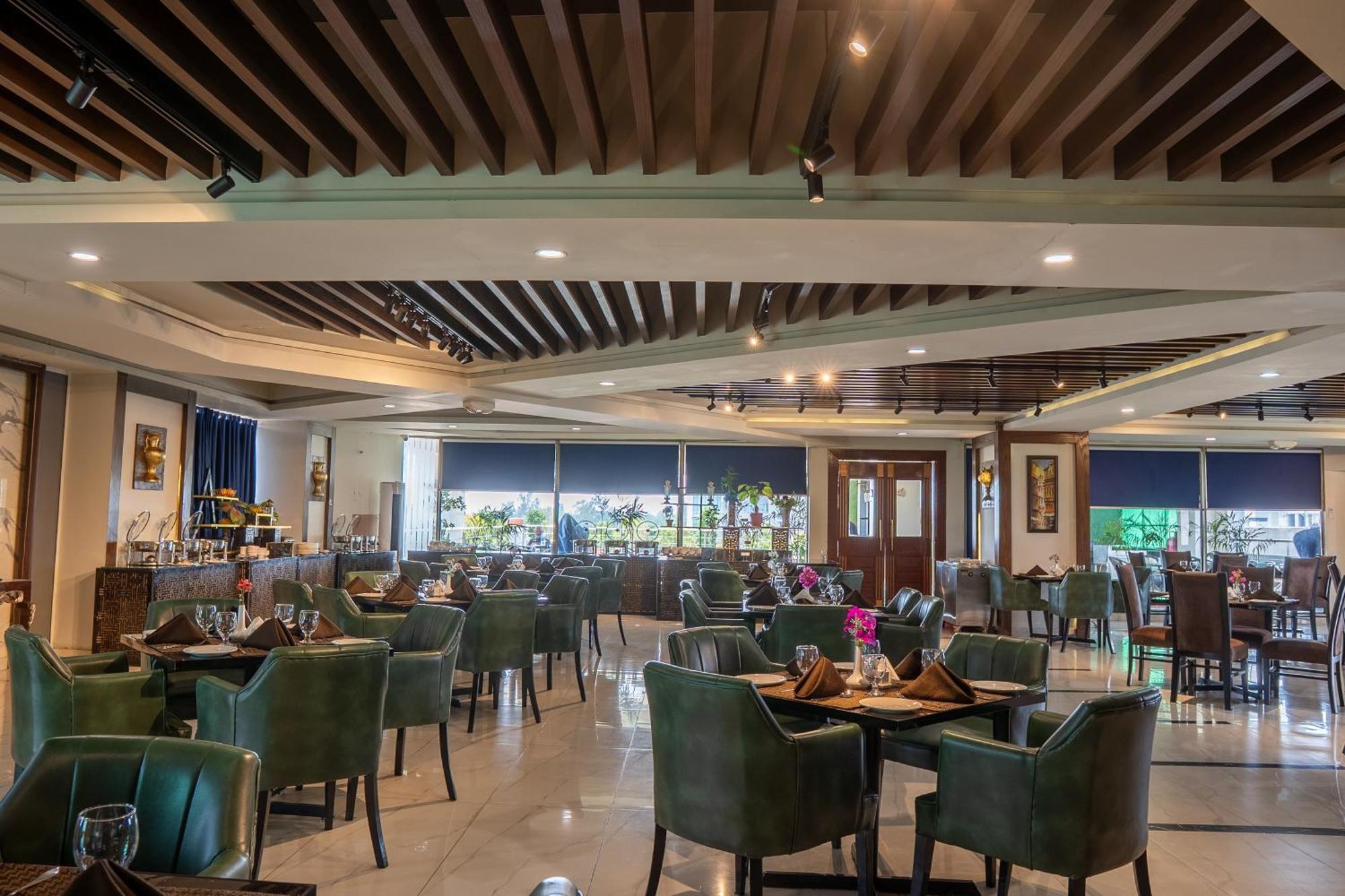 Legend Hotel Islamabad Exterior photo