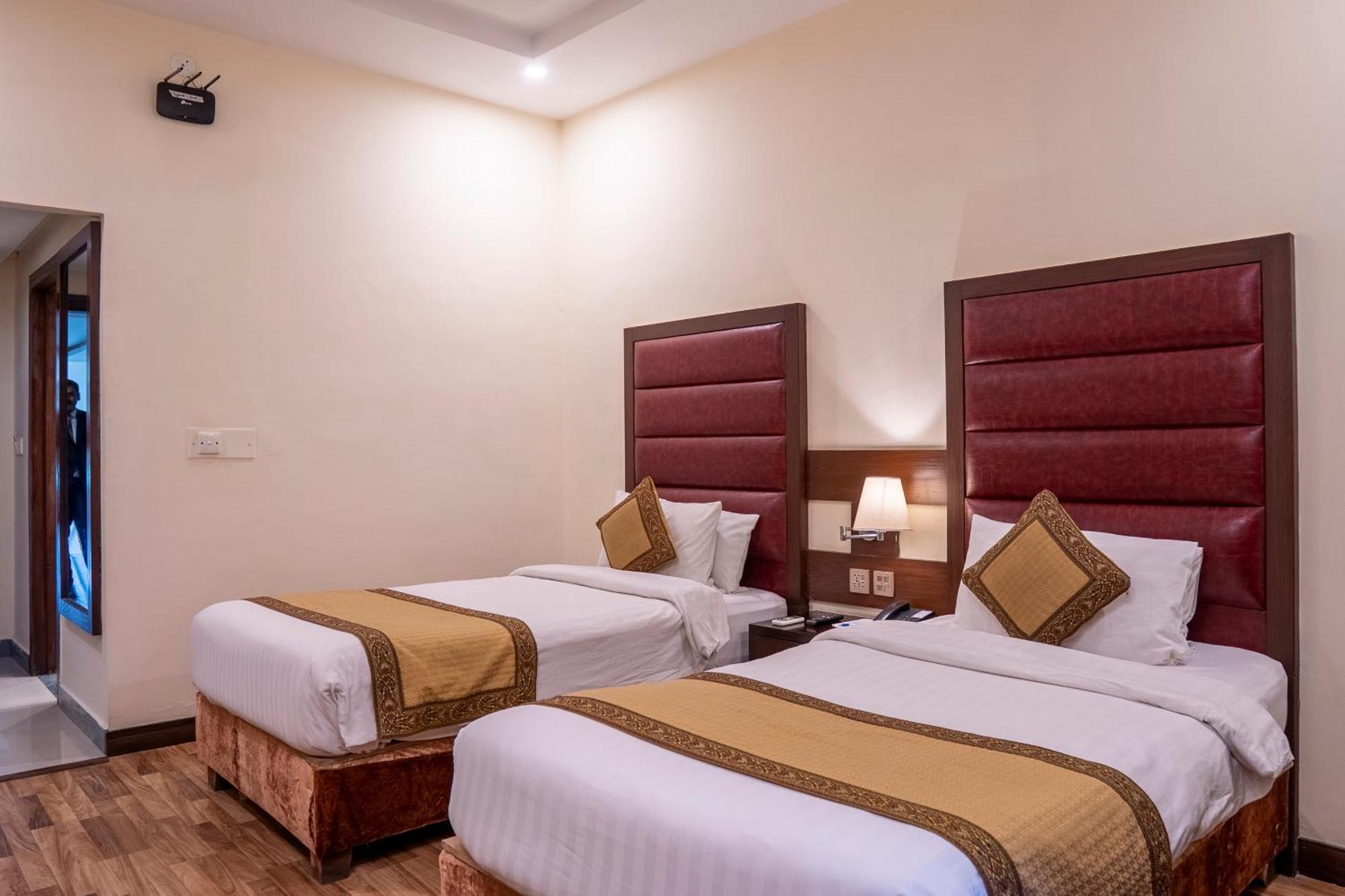 Legend Hotel Islamabad Exterior photo